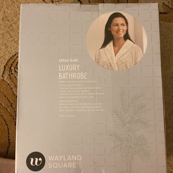 Wayland Square Ultra Soft Luxury Bathrobe - Blue- Gift Ready - Picture 3 of 4